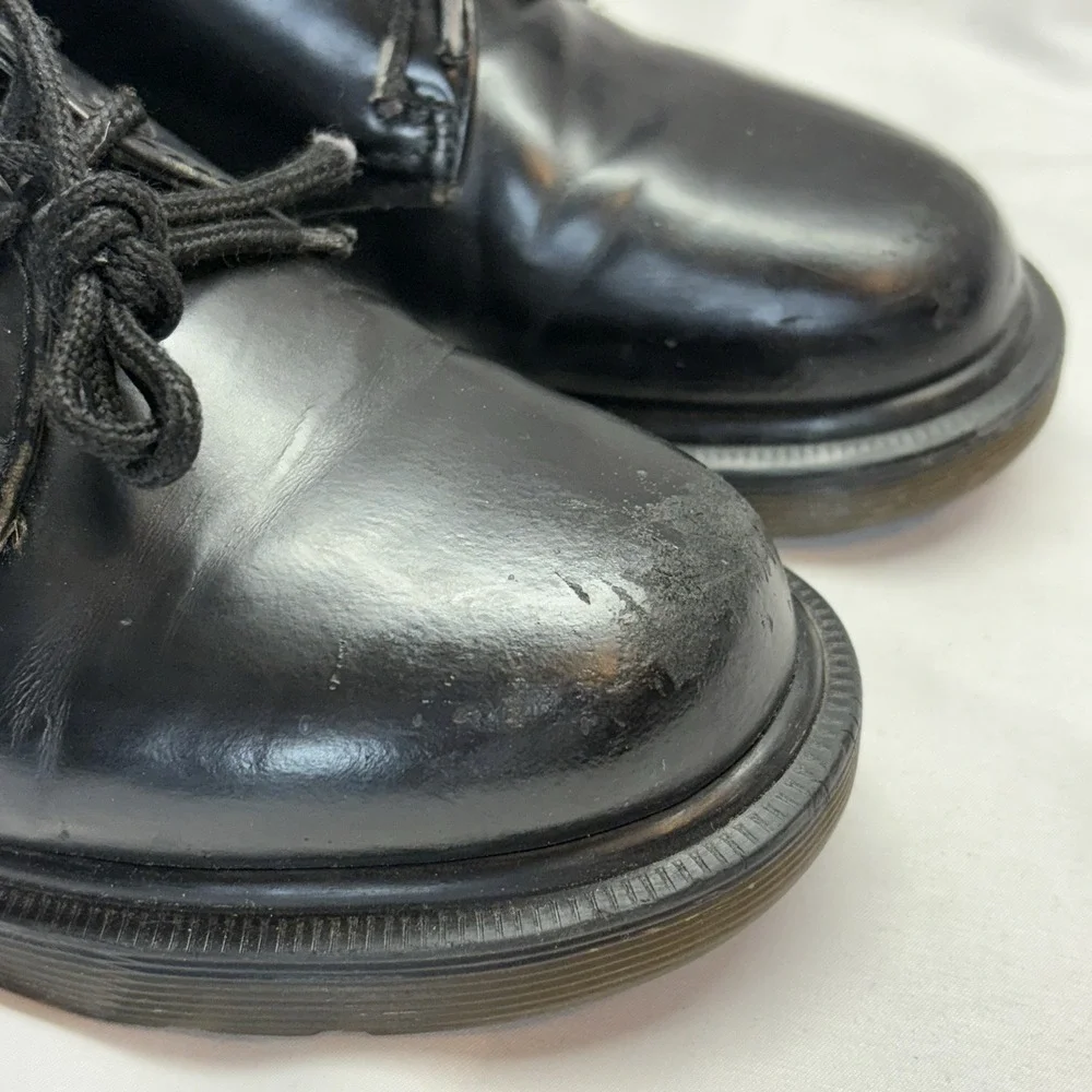 Dr. Martens excellent preowned